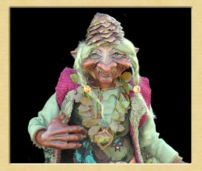 Dame Kamayhoo with the sacred Heart of the Wood